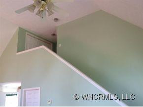 186 Hawks Point Drive - Photo 4