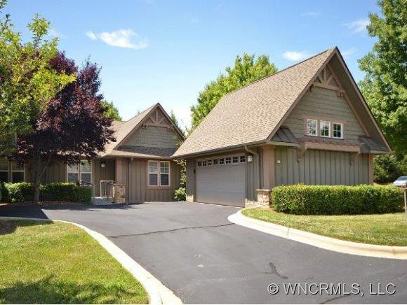 303 Fox Den Court