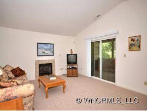 303 Fox Den Court - Photo 4
