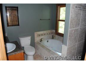 27 Tuckaway Road - Photo 13