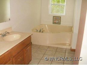 17 Remington Drive - Photo 8