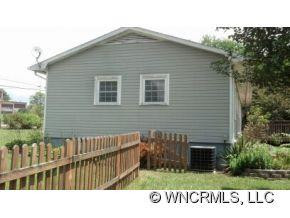 1708 Willow - Photo 2