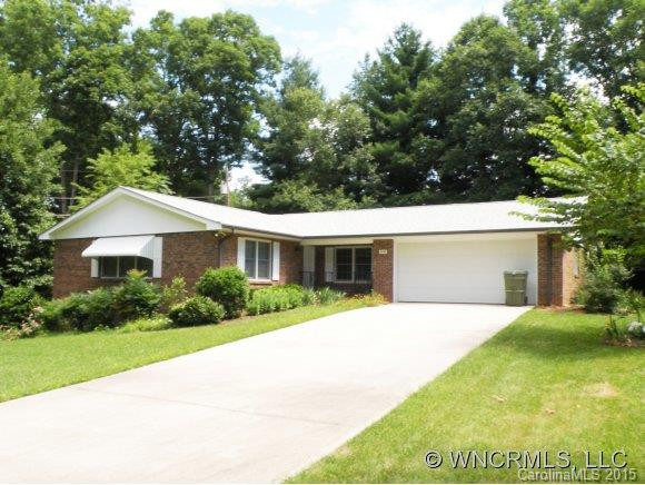 1008 Carousel Lane
