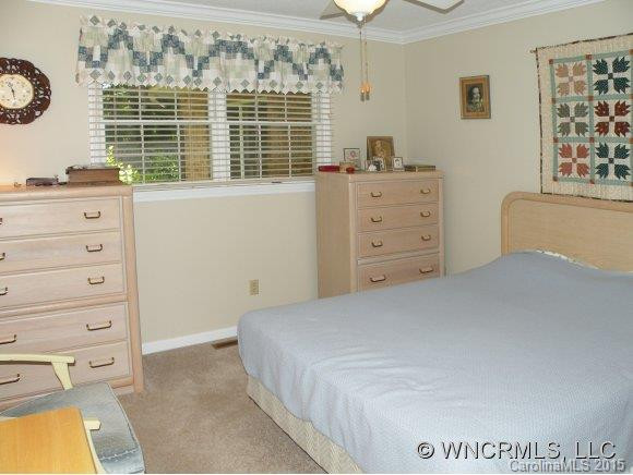 1008 Carousel Lane - Photo 13