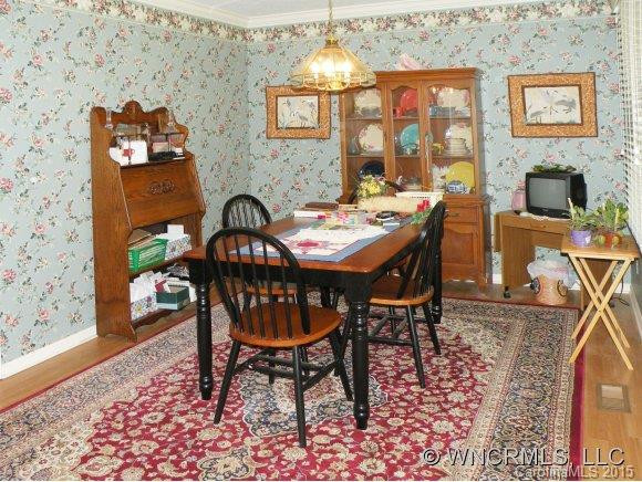 1008 Carousel Lane - Photo 5