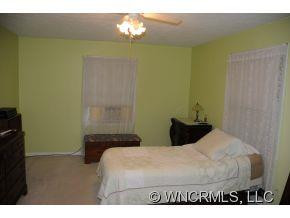110 RASPBERRY POINT LN - Photo 9