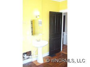 55 West Chestnut St - Photo 13