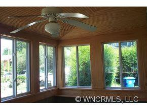 55 West Chestnut St - Photo 19