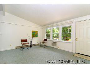 16 Melton Drive - Photo 3
