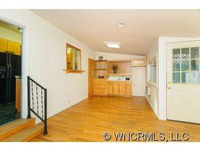 16 Melton Drive - Photo 4