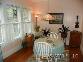 8 Brown Street - Photo 14