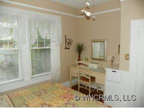 8 Brown Street - Photo 15