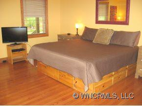 125 GREENSPIRE DRIVE - Photo 8