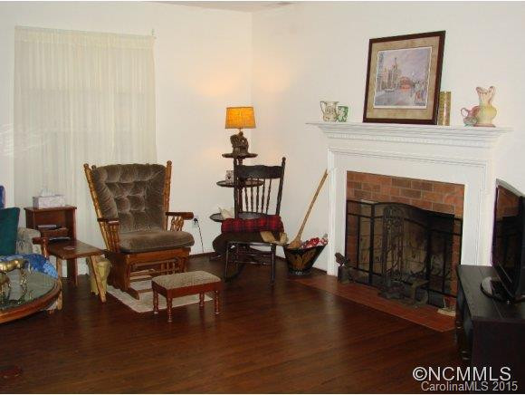 501 Bailey Street - Photo 4