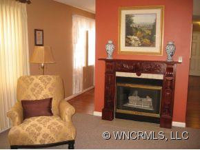705 Abbey Circle - Photo 2