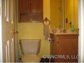 705 Abbey Circle - Photo 14