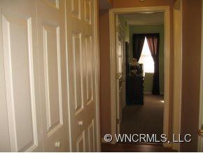 705 Abbey Circle - Photo 17
