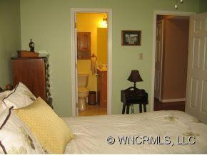 705 Abbey Circle - Photo 8