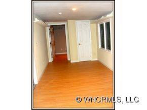 32 Caton Place - Photo 10