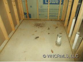 18 N. College St - Photo 12