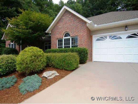 121 JENNY LIND DRIVE