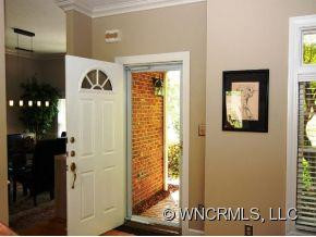 121 JENNY LIND DRIVE - Photo 2