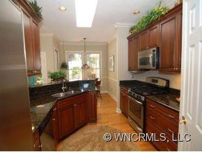 121 JENNY LIND DRIVE - Photo 8