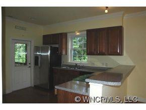 28 Trafalgar Circle - Photo 10
