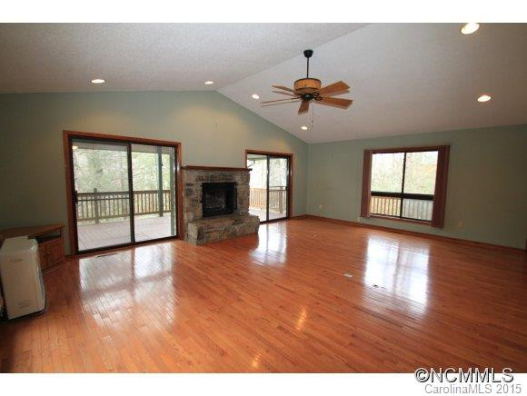 381 Locust Drive - Photo 2