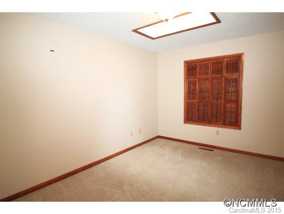 381 Locust Drive - Photo 9