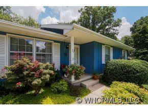 25 Springside Drive - Photo 2
