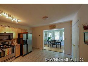 25 Springside Drive - Photo 4