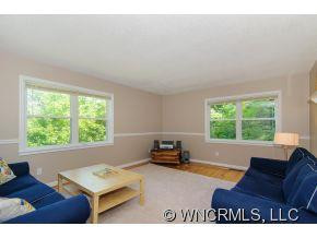 19 Jupiter Heights - Photo 3