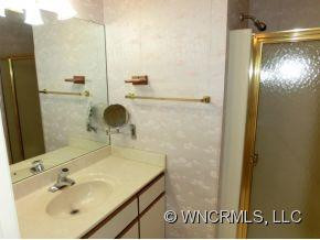  - Photo 8
