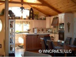 901 Hawk Ridge Dr - Photo 4
