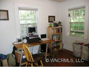 1971 Riverside Drive - Photo 4