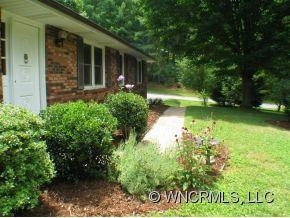 2 Brushwood Road - Photo 3