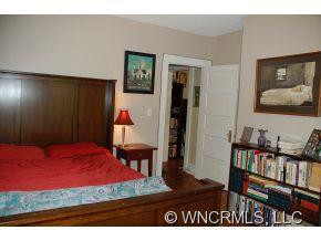 10 Cornelia Street - Photo 15
