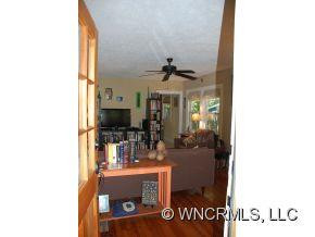 10 Cornelia Street - Photo 6