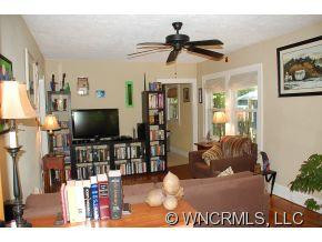 10 Cornelia Street - Photo 7