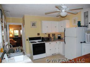 10 Cornelia Street - Photo 10