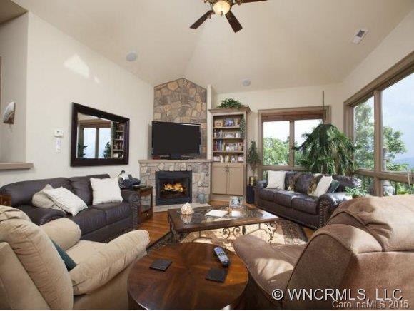 112 STONEGATE DRIVE - Photo 2