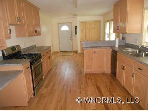 816 First Avenue - Photo 3