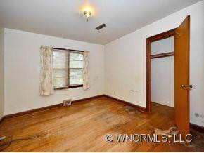 15 FOREST LANE - Photo 4
