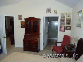 56 Mountain Meadow Circle - Photo 10