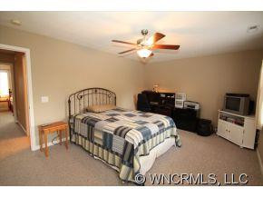 66 Vancott Court - Photo 15