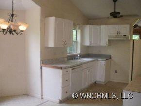 10 Myra Place - Photo 3
