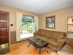 5 KIRBY PLACE - Photo 4