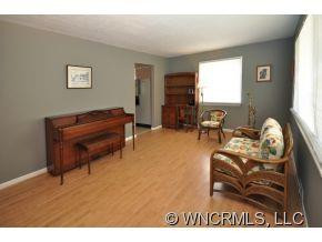 75 Frances Street - Photo 3