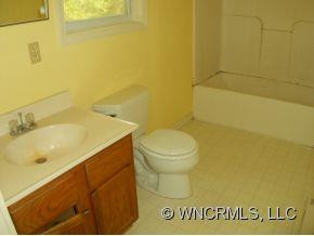 1110 Reems Creek Rd - Photo 12